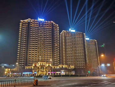 威海市華瀚大湖(hu)公館樓體及(ji)週(zhou)邊景(jing)觀(guan)亮(liang)化工(gong)程